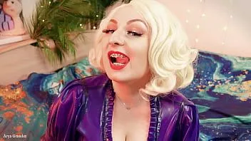 Oynat Diş tellerinde Asmr mukbang videosu - dondurma yemek