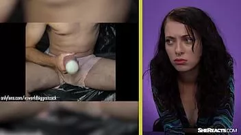play Gerçek ya da sahte? büyük twinks baskı o tepki verir