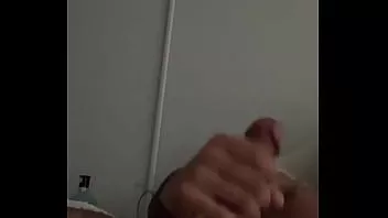 Putar Bangun terangsang menggosok satu sampai saya menembak cum panas saya di kamera