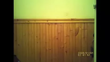 Afspelen Blackryder met haar favoriete paarse vibrator in de badkamer