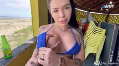 play مثير لاتينا يحصل على المشاغب على الشاطئ: PUSS PUSS PUCKING و CREAMPIE!