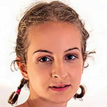 Star du porno Lylyta Yung