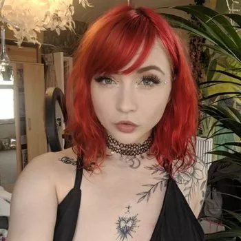 Pornostar Eva Ray