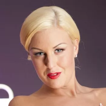 Pornstar Lissa Love